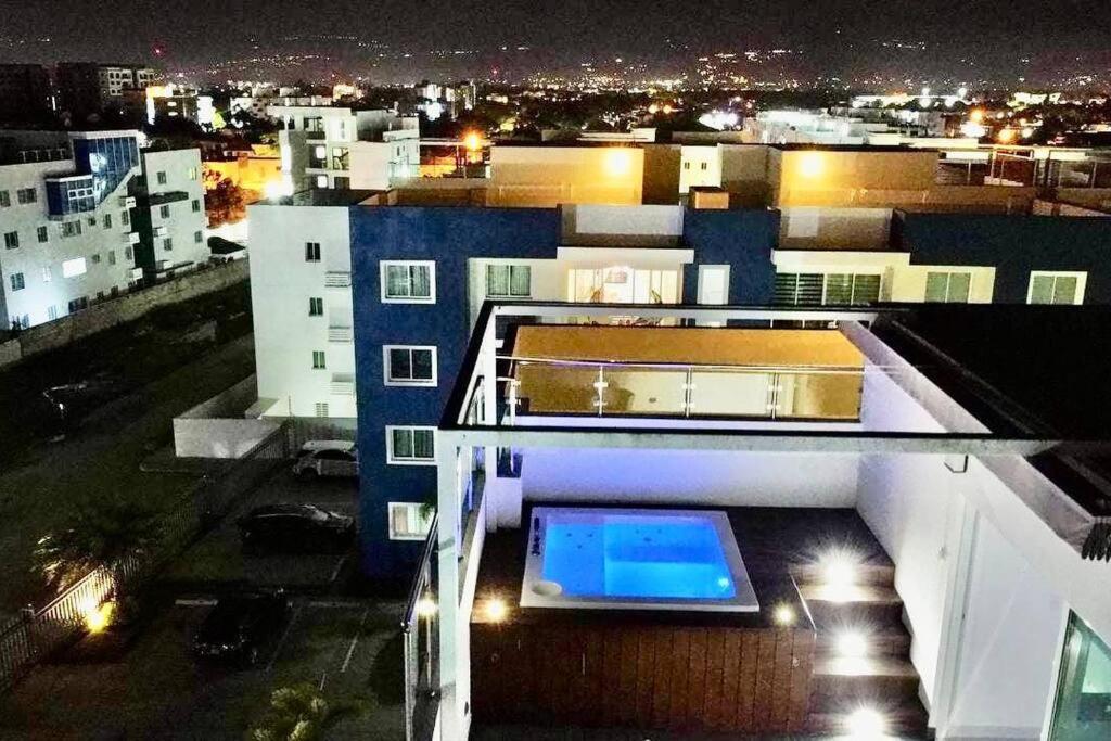 Spectacular Penthouse With Private Jacuzzi Terrace Lejlighed Santiago De Los Caballeros Eksteriør billede